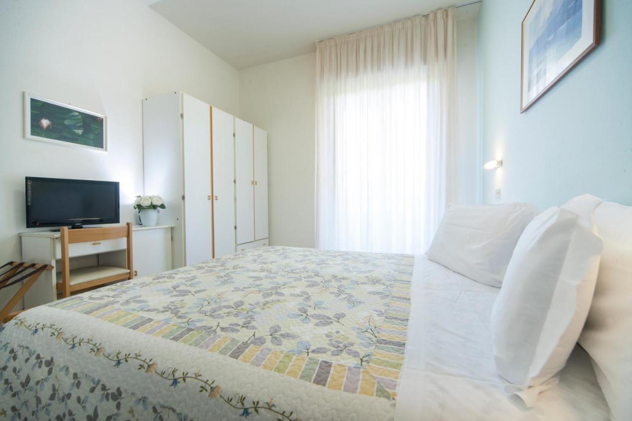 Hotel Betty Rimini Luaran gambar