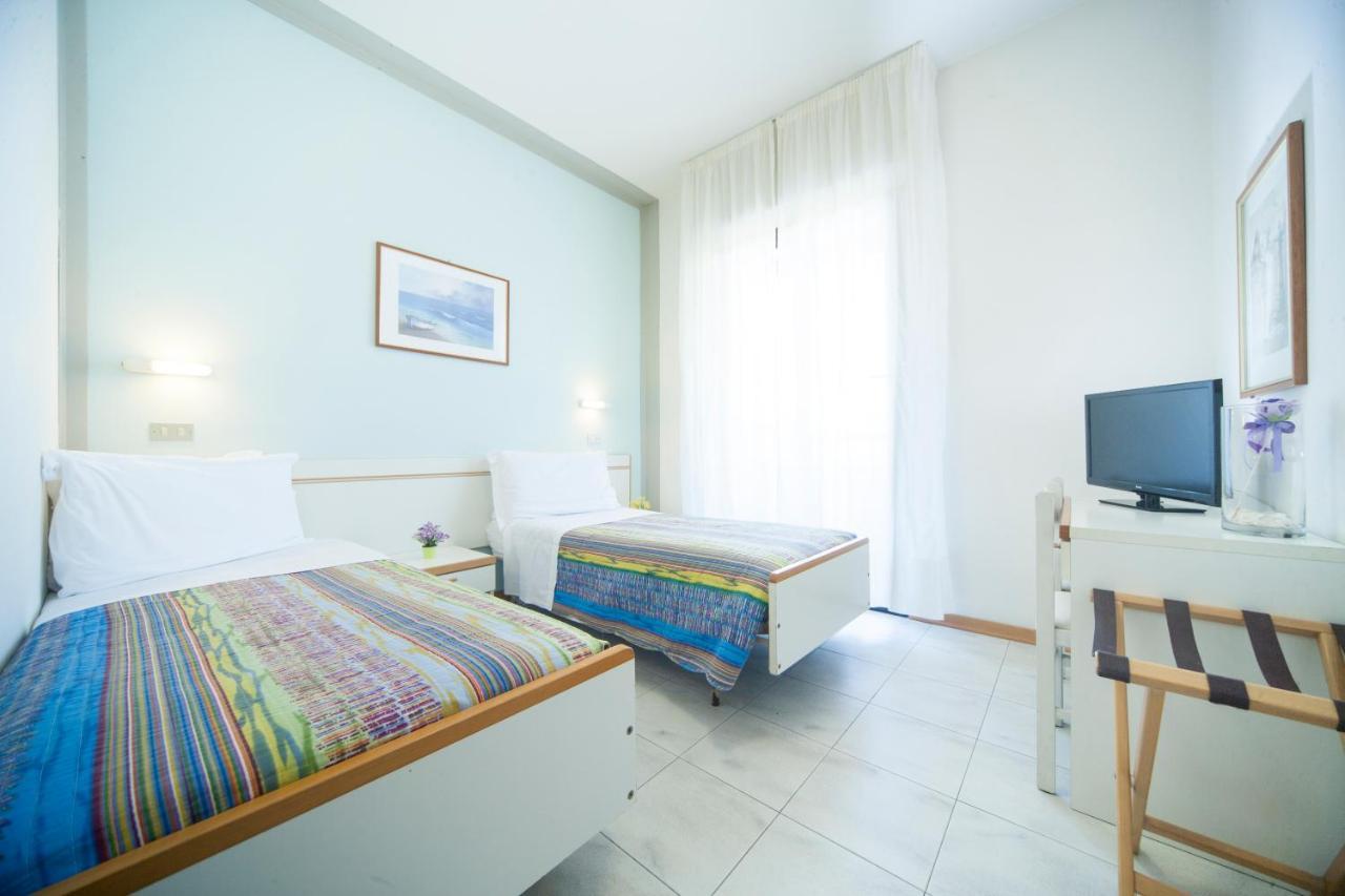 Hotel Betty Rimini Luaran gambar