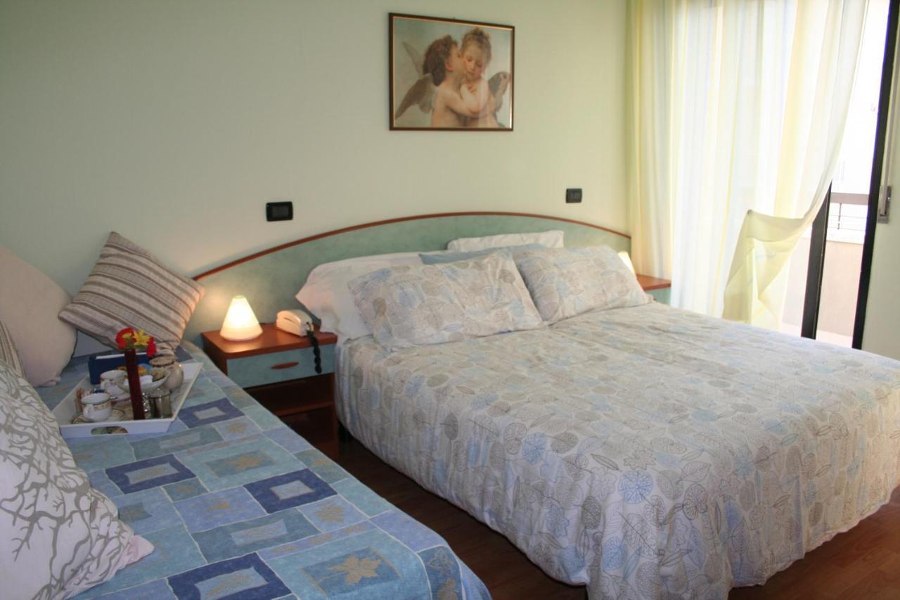 Hotel Betty Rimini Luaran gambar