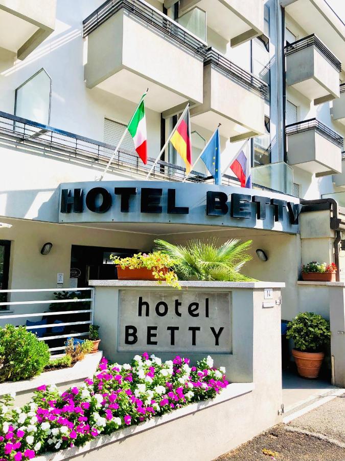Hotel Betty Rimini Luaran gambar