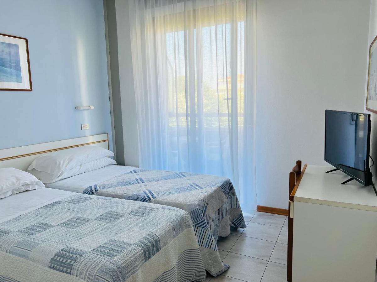 Hotel Betty Rimini Luaran gambar